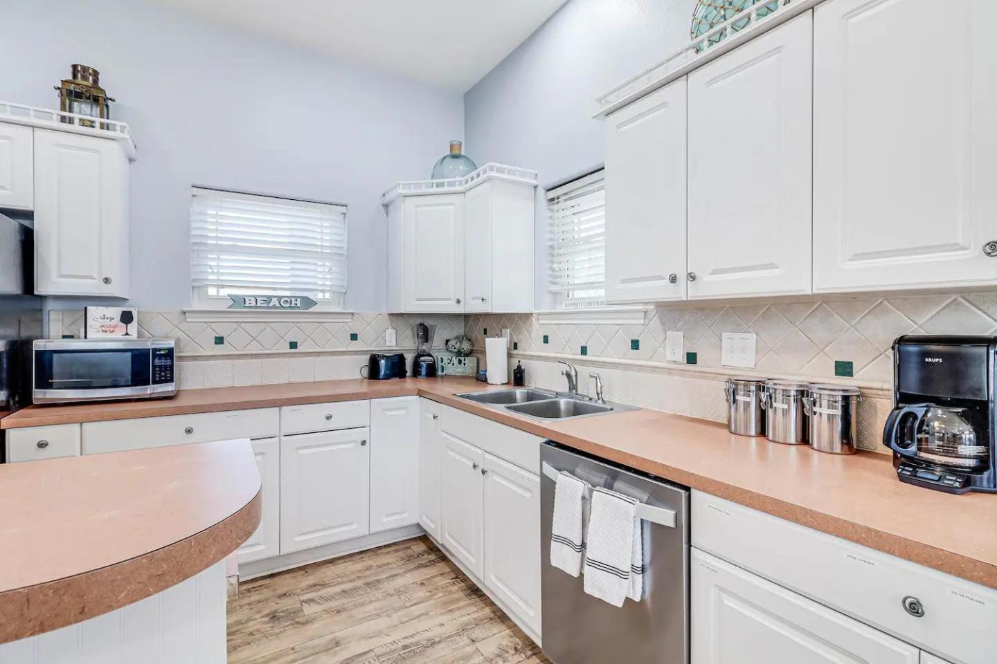 6Bdrm Beach Home - Oceanviews - Recently Renovated - Shared Pool & Hottub Πορτ Αράνσας Εξωτερικό φωτογραφία